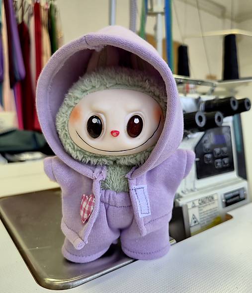 Lilavý set pre Labubu