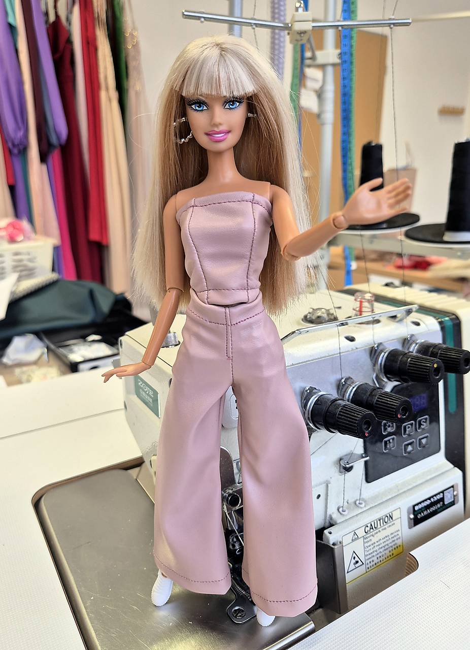 Koženkový set pre Barbie