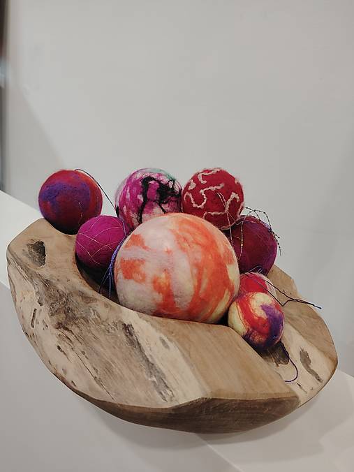 Vlnené ozdoby červená