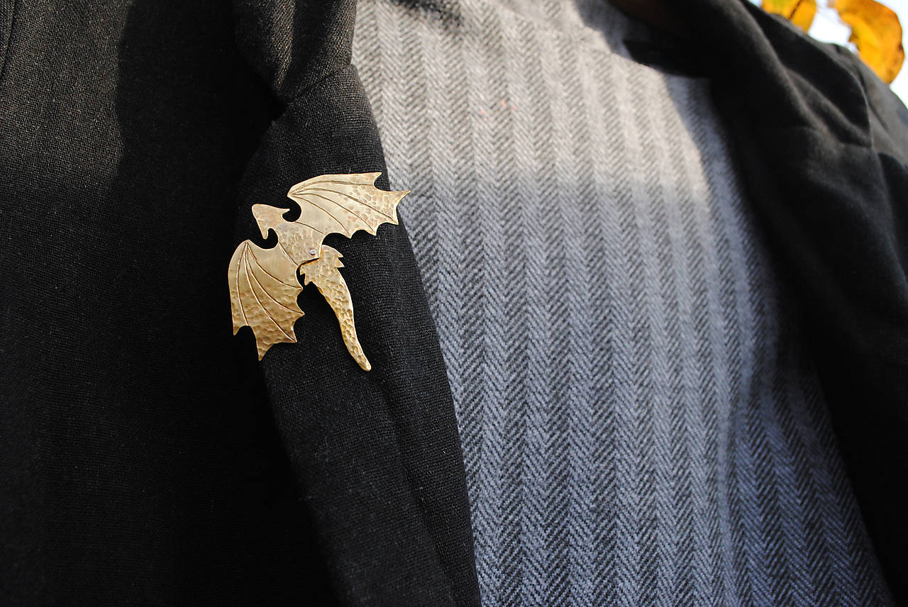 Mosadzná brošňa Drak