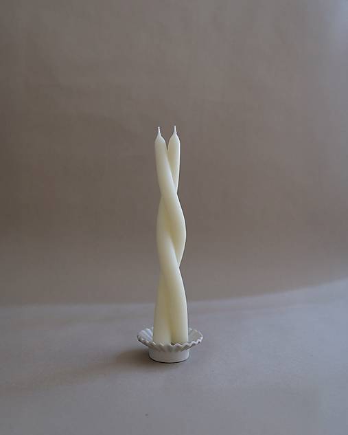 Sviečky - Tāper Dua | Ručne točená sviečka zo včelieho vosku (Biela) - 17914079_