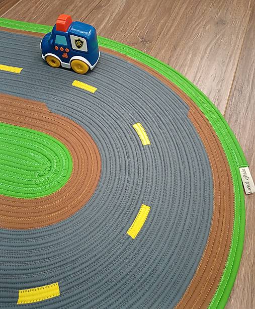 Detský koberec Autodráha – závodná cesta pre autíčka