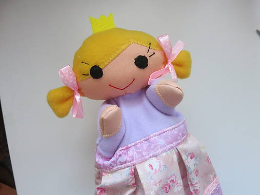 Maňuška princezná (v sladkej sukničke)