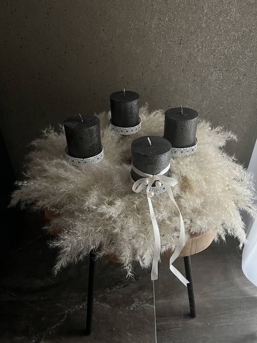 Dekorácie - Vianočný veniec  (Adventný natural beige so sviečkami) - 17914654_