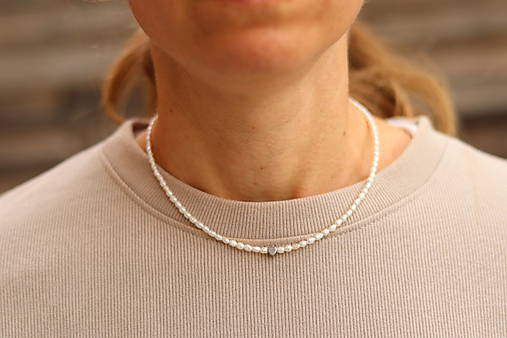 Perlový náhrdelník so srdiečkom