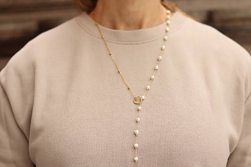 Perlový náhrdelník Y