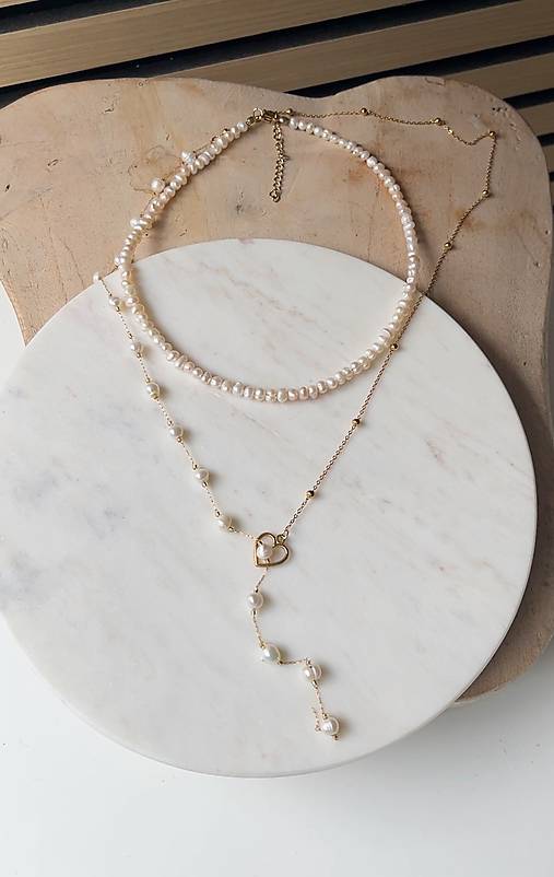 Perlový náhrdelník Y