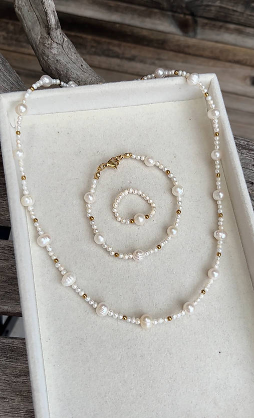 Perlový náhrdelník