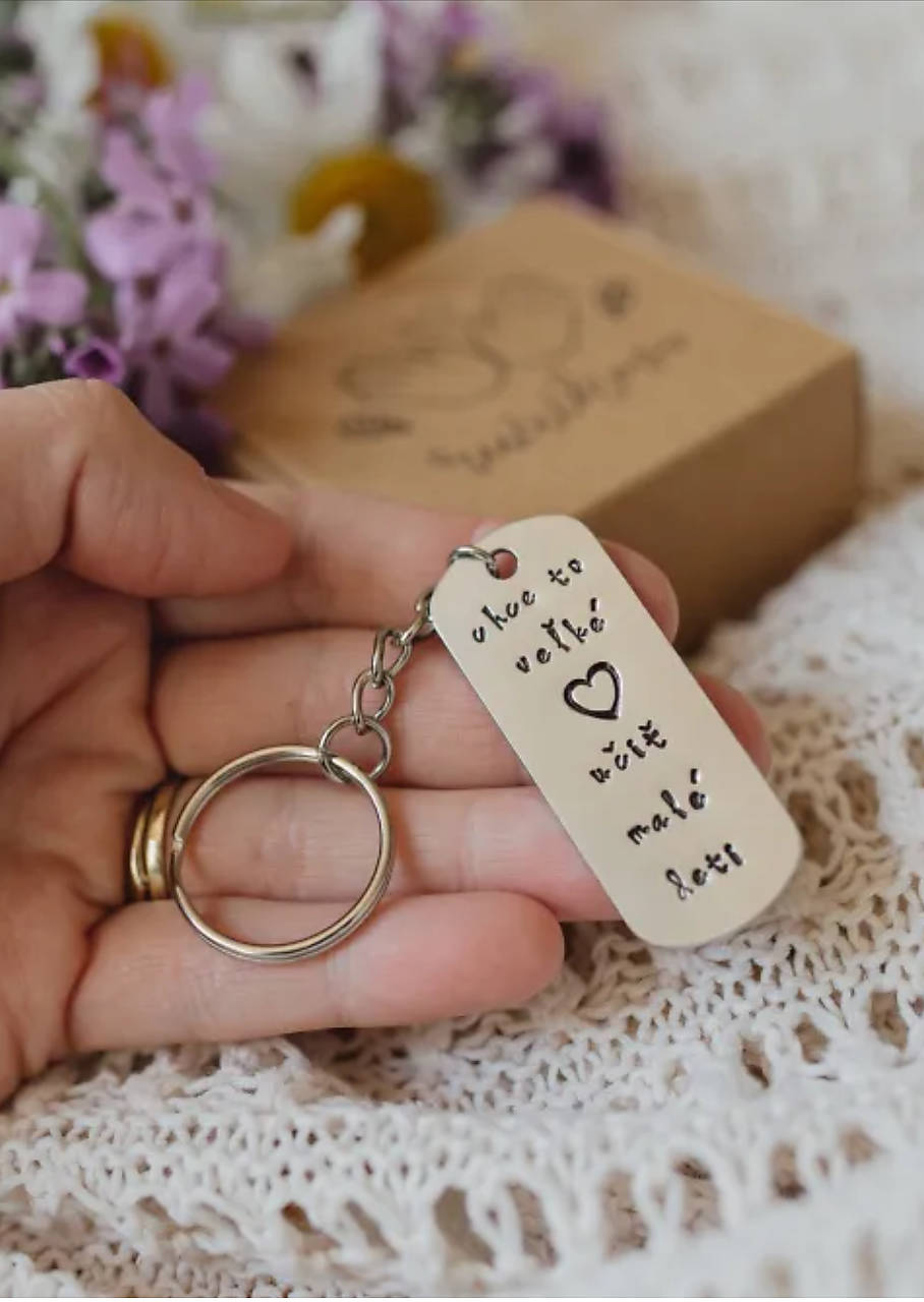 Kľúčenka (Chce to veľké srdce učiť malé deti)