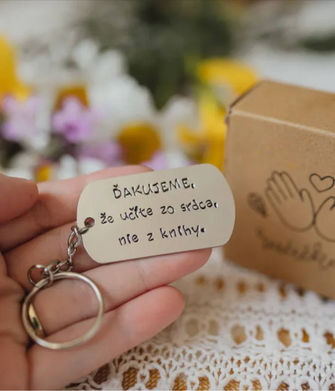 Kľúčenka (Ďakujeme, že učíte zo srdca, nie z knihy)