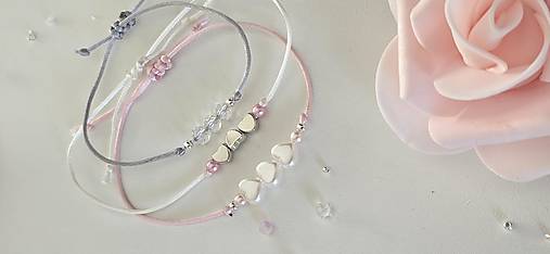 Náramky - Set 3ks pastelové šnúrkové náramky so srdiečkami ružová fialová šedá nastaviteľné Darček pre ženu kamarátku - 17916615_