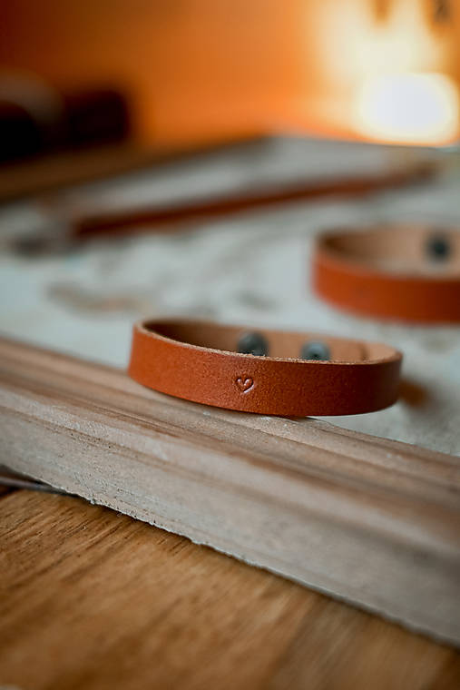 Kožený náramok - malé ♡