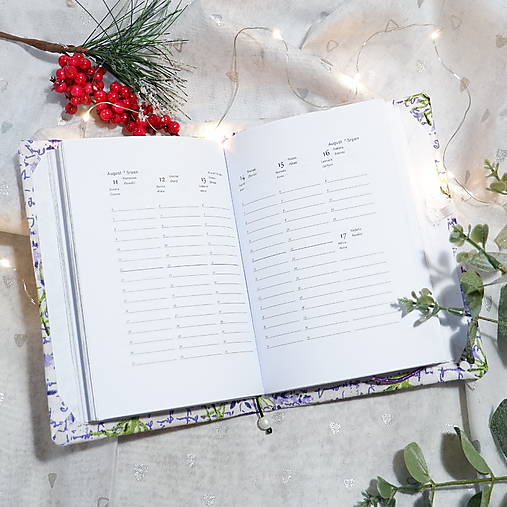 Diár  na rok 2026 TÝŽDENNÝ - A6 - čiernobiela