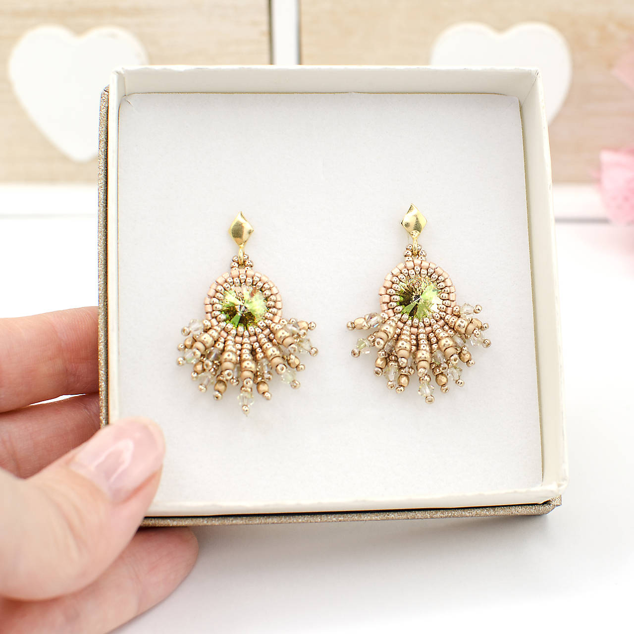 náušnice V RÍŠI SNOV - Tanečnice (luminous green)