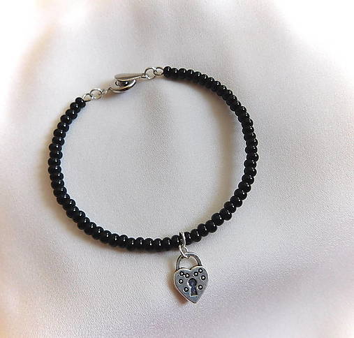 Náramky - náramok elegancia so srdiečkom -50% - 17919326_