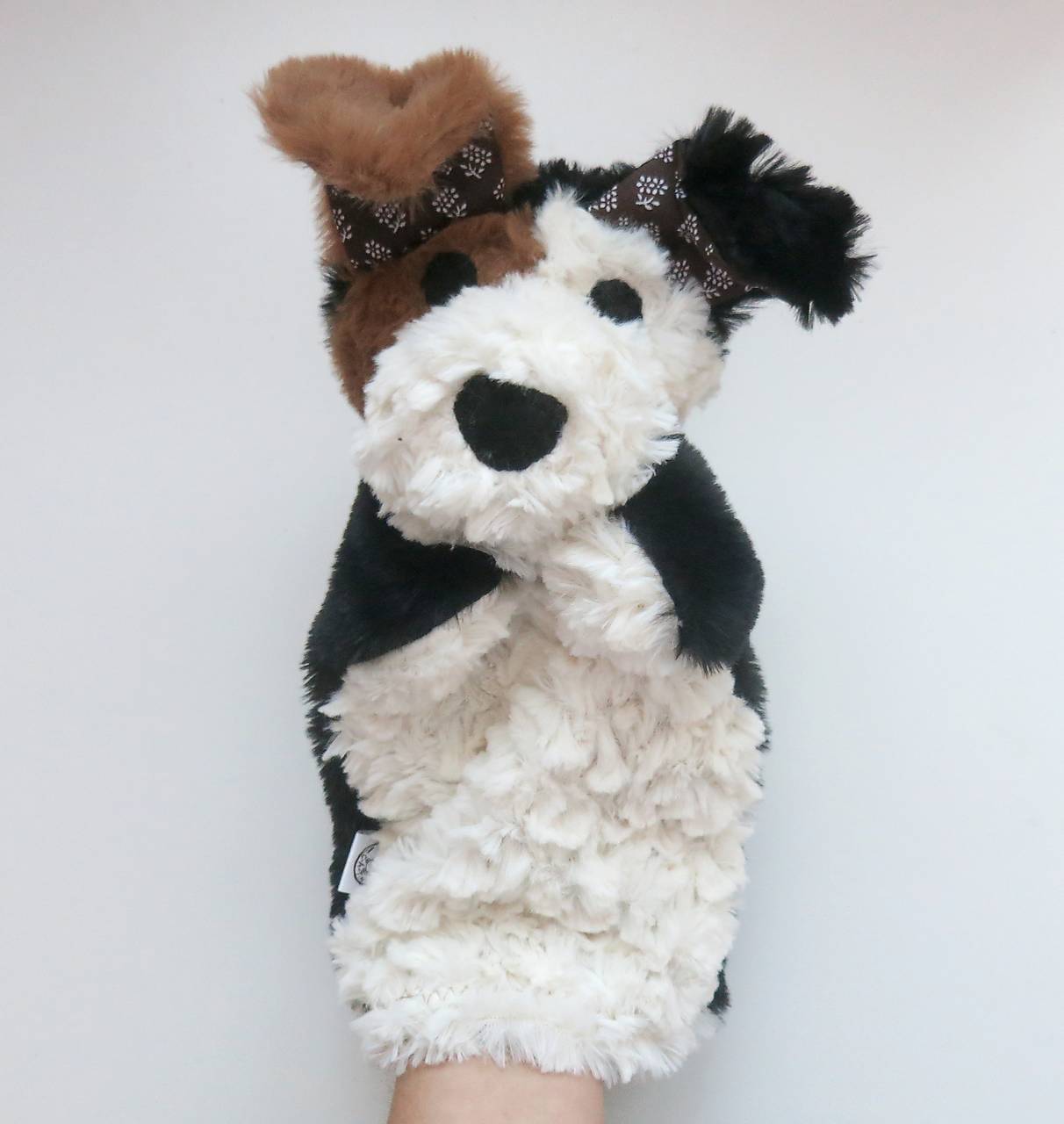 Maňuška psík chlpatý - Čiernobiely s hnedým fliačikom