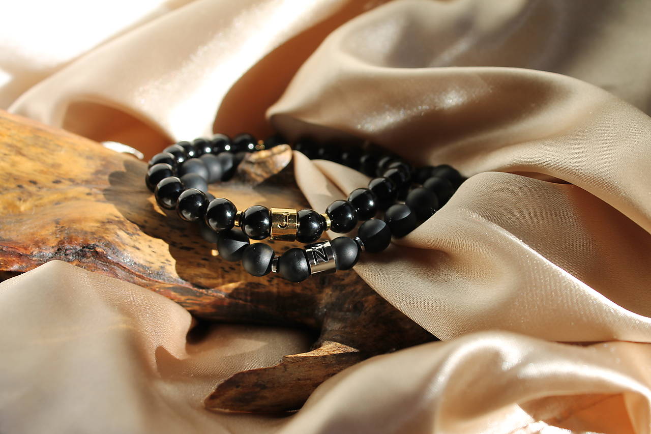 PUTO_partnerské s iniciálkami