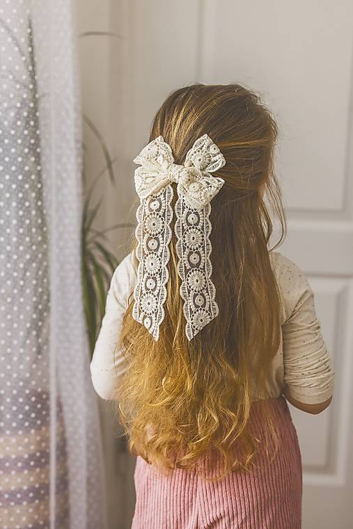 Ozdoby do vlasov - Krajková mašľa do vlasov Emma - 17919348_