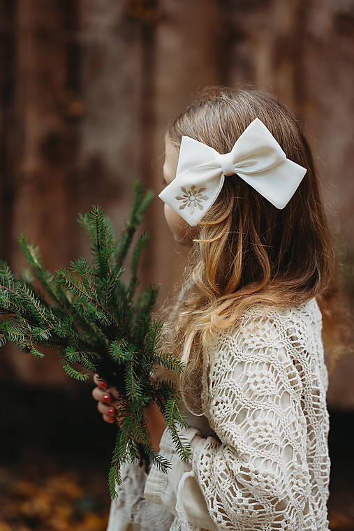 Ozdoby do vlasov - Saténová mašľa do vlasov Vianočná vločka I - 17920017_