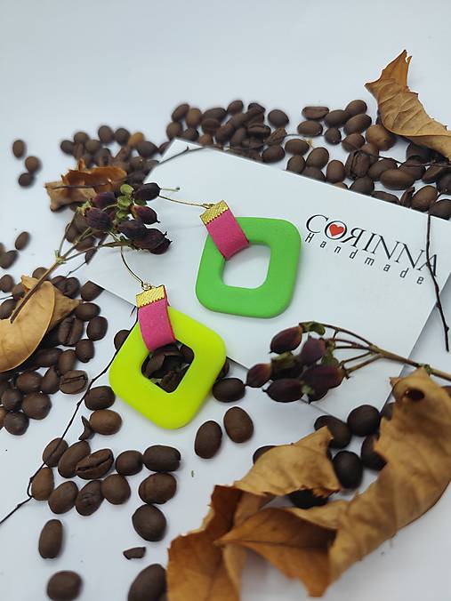 Asymetrické náušnice "DIAH"