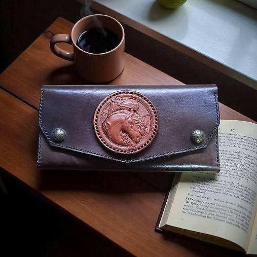 Dámska kožená peňaženka