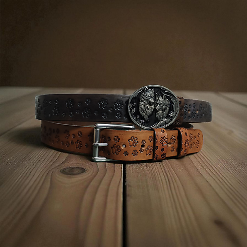 Zdobený kožený opasok