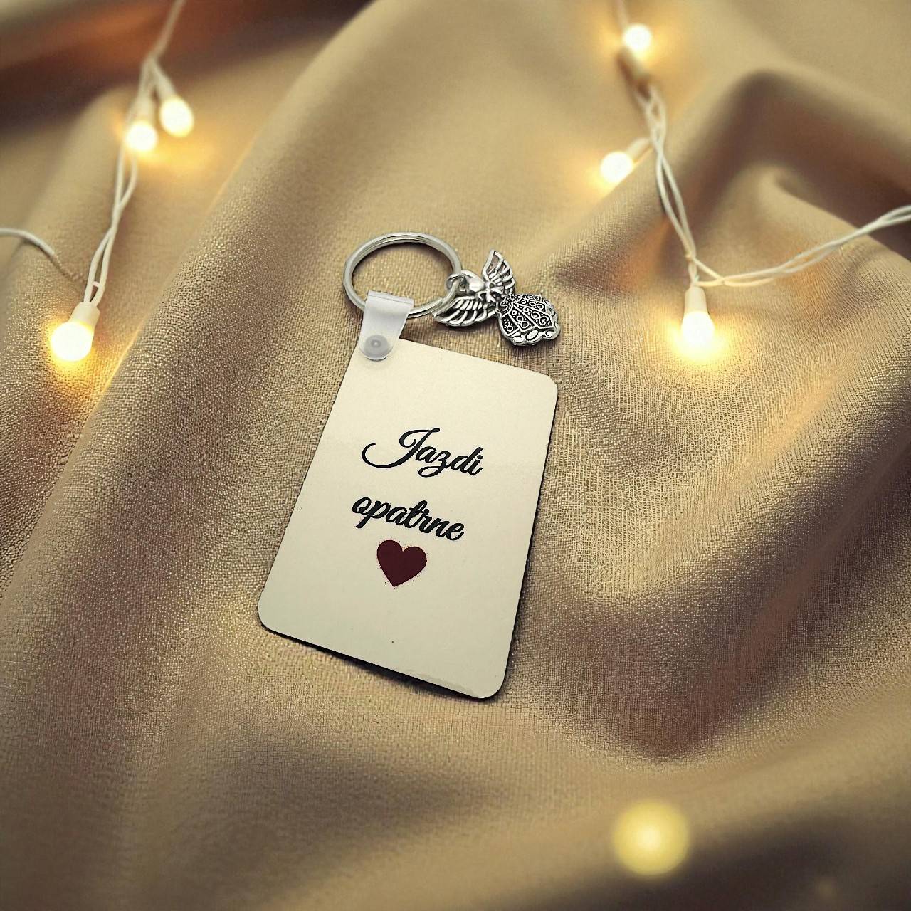 Jazdi opatrne - kľúčenka