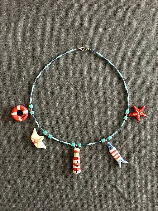 Náhrdelníky - Náhrdelník s keramickými príveskami - 17920171_