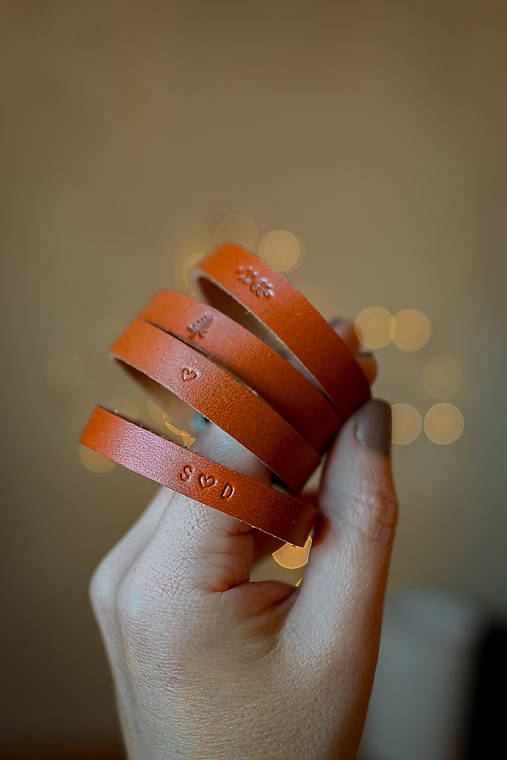 Kožený náramok - vetvička