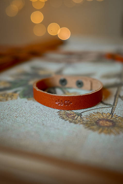 Kožený náramok - vetvička