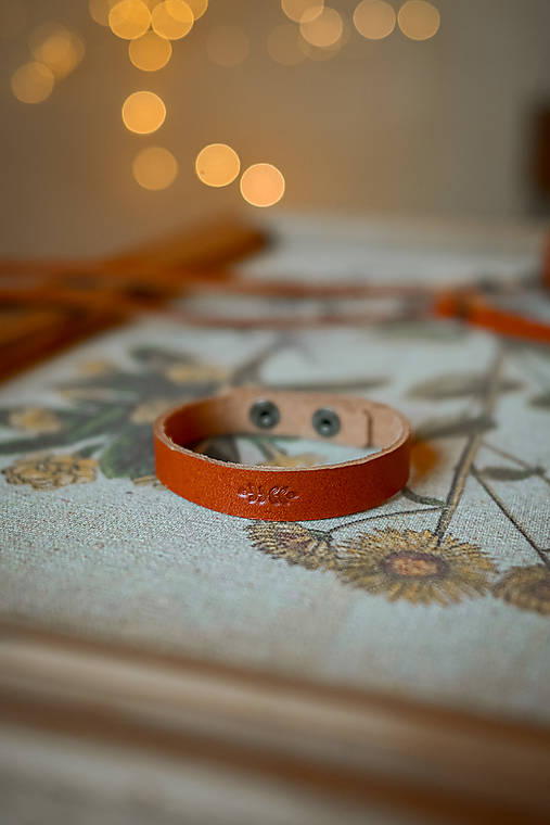 Kožený náramok - vetvička