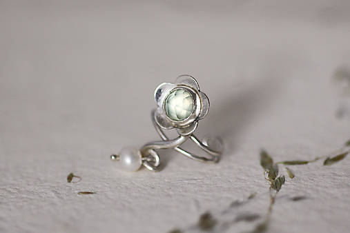 Strieborná ear cuff náušnica - Jemnosť