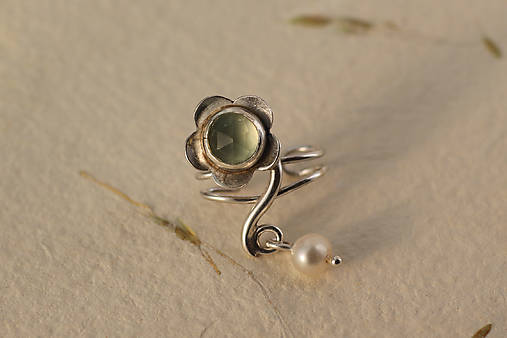 Strieborná ear cuff náušnica - Jemnosť