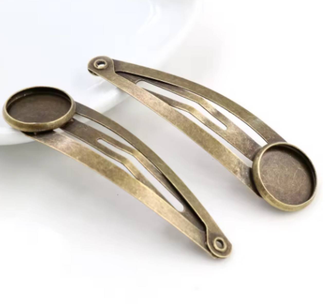 SZ101 Základ na sponku s lôžkom 12 mm