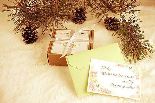 Sada 4 kusov Čajových sviečok z včelieho vosku s okrúhlym skleneným svietnikom