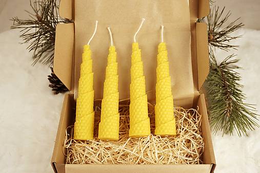 Sada 4 kusov Špirálových sviečok z včelieho vosku