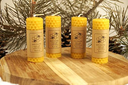 Ručne stáčaná nízka sviečka- 1 kus