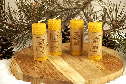 Sada 4 kusov Ručne stáčaných nízkych sviečok