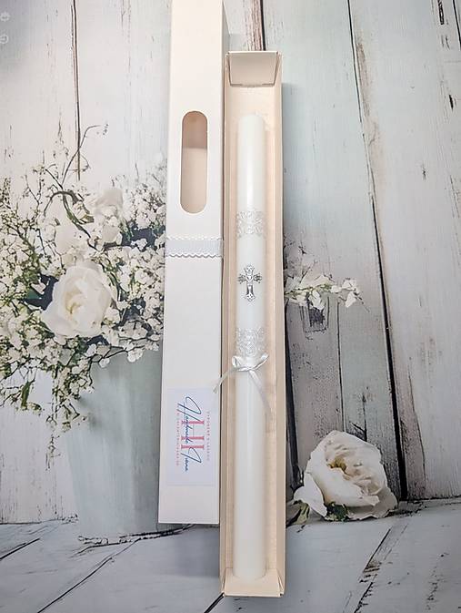 Sviečky - Sviečka strieborný krížik, na krst, na prvé sväté prijímanie s chránitkom - 17923683_