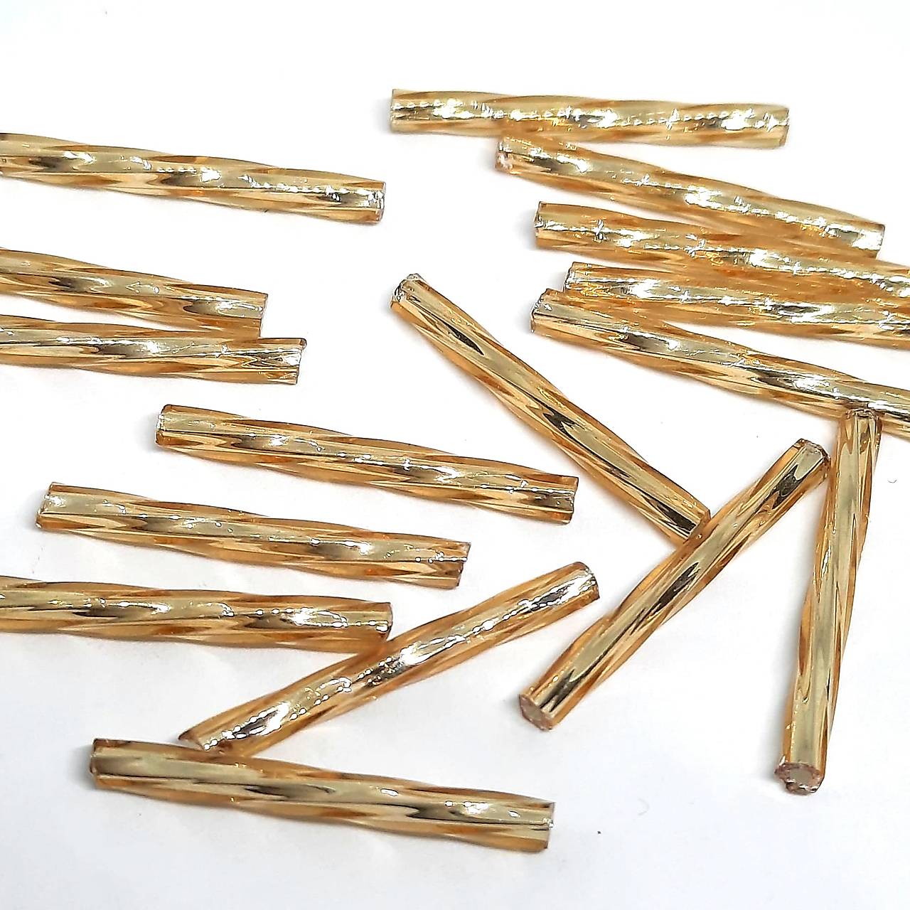 Rokajl krútené tyčky 25mm-20ks