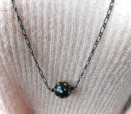 Náhrdelníky - bodkovaná gulička na retiazke / 82cm - 17928207_