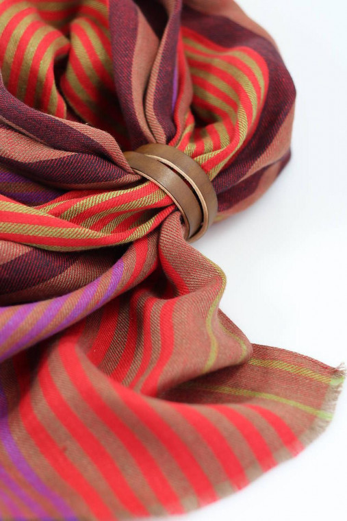 Elegantná ľanová šatka – dokonalý vianočný darček pre mamu alebo sestru