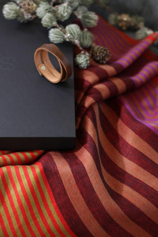 Elegantná ľanová šatka – dokonalý vianočný darček pre mamu alebo sestru