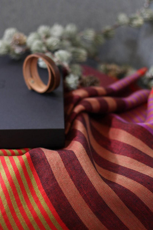 Elegantná ľanová šatka – dokonalý vianočný darček pre mamu alebo sestru