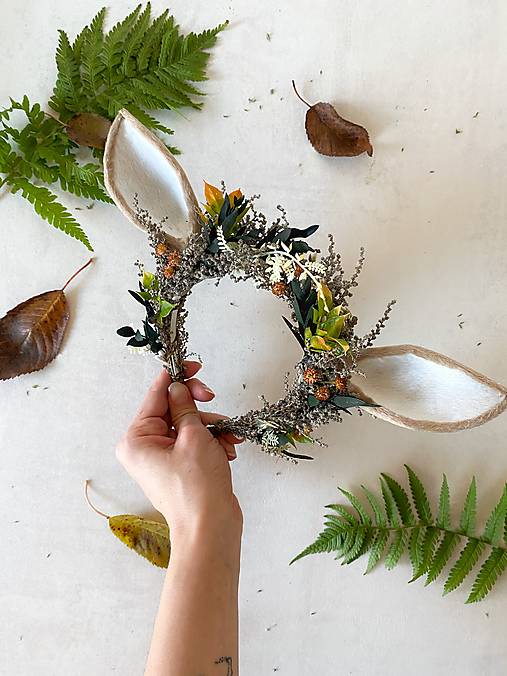 Korunka s uškami "srnky na čistine"