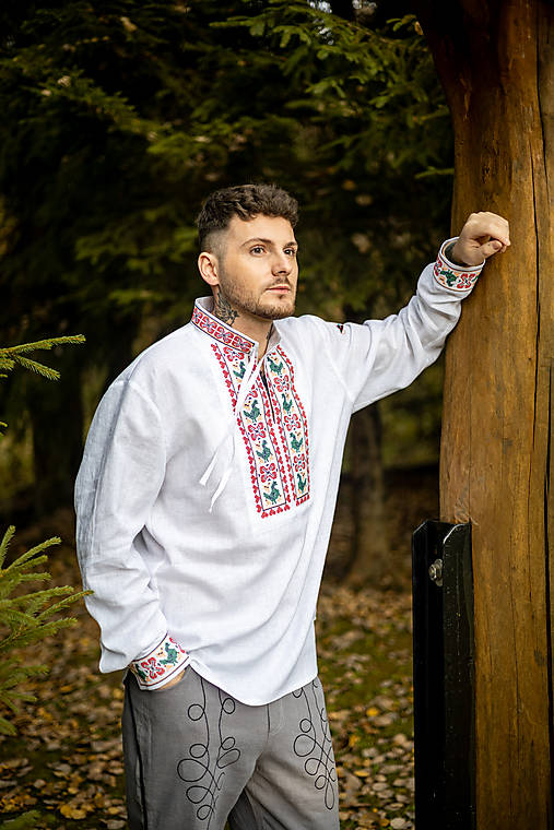 Pánske oblečenie - Ľudová vyšívaná pánska bavlnená košeľa Maroš - 17926718_