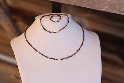 Náhrdelník choker korund, perla