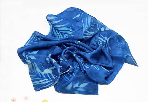 Ručne maľovaná hodvábna šatka - Modrá minimalist II.