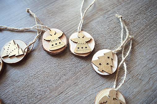 Dekorácie - Vianočné ozdoby drevené - 17932345_