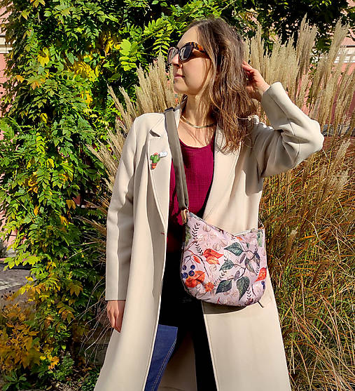 Kabelky - Ariel šípky a mochyně - 17929833_